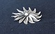 Vintage sølv brocheN E From