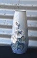 Royal CopenhagenVase nr. 2631/184 med blomstermotiv