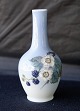Royal CopenhagenVase med brombær 288/43-A