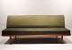 Daybed, model FD 417, af teak og hynder polstret i grønne farver af Hvidt og Mølgaard og France og Daverkosen fra 1960erne.5000m2 udstilling.