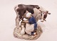 Porcelænsfigur af en malkepige, nr.: 2017 af Bing og Grøndahl.5000m2 udstilling.