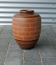 Dansk designGulvvase m/murstenmønsterKeramik