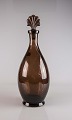 Dansk designLilla-brun karaffelmed prop