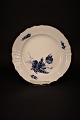 Royal Copenhagen Blue Flower Curved lunch plate with gold border. Dia.:22cm.RC#10/1623.
