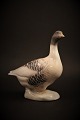 Royal Copenhagen porcelæns figur af en gås. H:13cm.RC# 1088.