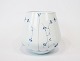 Kgl. musselmalet riflet stor vase, nr.: 682.5000m2 udstilling.