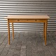 Hans J. WegnerSkrivebord model RY 32 i eg