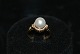 18 Carat Gold ring with Pearl and Diamonds Size: 52