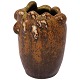 Keramik vase i mørke og lyse brune farver designet af Axel Salto for Royal Copenhagen fra 1950erne.5000m2 udstilling.