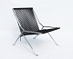Element stolen, model PK25, af Poul Kjærholm og Fritz Hansen.5000m2 udstilling.