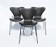 Sæt af tre Syver stole - Model 3107 - Sort Læder - Sort Stel - Arne Jacobsen - Fritz Hansen
