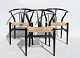 Sæt af tre Y-stole - Model CH24 - Sort Malet Træ - Naturflet - Hans J. Wegner - Carl Hansen & Søn