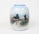 Vase med land motiv, nr.: 140-2-80, af Lyngby Porcelæn.5000m2 udstilling.