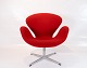 Svane stolen, model 3320, designet af Arne Jacobsen i 1958 og produceret af Fritz Hansen.5000m2 udstilling.