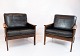 Et Par Armstole - Model Capella - Palisander - Sort Elegance Læder - Illum Wikkelsø - 1960