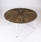 Rundt Marguerit havebord i teak af dansk design fra 1960erne. 5000m2 udstilling.