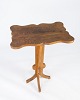 Sidebord af elm, i flot brugt stand fra 1930erne. 5000m2 udstilling.