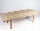 Sofabord i eg af dansk design fra 1960erne. 