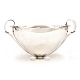 Harald Nielsen skål #802. Harald Nielsen for Georg Jensen i perioden 1933-44. Stor kraftig skål i sterlingsølv. H: 14,2cm. V: 1.066gr