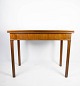 Sidebord/spillebord af mahogni med udtræk, i flot antik stand fra 1890. 5000m2 udstilling.