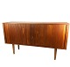 Lav skænk med jalousi låger i teak af dansk design fra 1960erne.5000m2 udstilling.