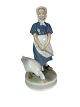 Kgl. porcelænsfigur, stor Gåsepige, nr.: 527.