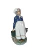 Kgl. porcelænsfigur, en Bondepige, nr.: 815.