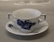 8571-10 Kop med to hanke 6 x 13 cm med underkop 10-8500  Kongelig Dansk Porcelæn Blå Blomst Kantet