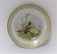 Royal Copenhagen. Jagtstellet. Middagstallerken. Model 3549. Diameter 25 cm. Tallerken er med reparation. (se foto)