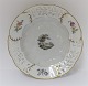 Royal Copenhagen. Stor suppetallerken med gennem skåret bort. Stel 4020-12080. Diameter 25 cm. (1 sortering)