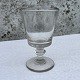 Older wine glass* 250 DKK