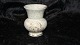 Vase I krakkele lignendeHøjde 9 cm