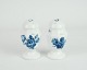 Royal Copenhagen, Blå Blomst Kantet, salt og peberbøsse, No 8681