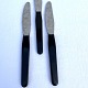 Dinner knifeWith black plastic shaft* 25 DKK