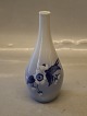 B&G Art Nouveau Vase med blå blomst ca 16 cm Signeret MS Marie Smith  Bing & Grøndahl