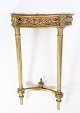Forgyldt konsolbord fra Danmark med hvid marmor plade fra perioden Louis Seize fra omkring år 1790