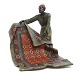 Bergmann Wiener bronze i form af tæppehandler. Signeret Franz Bergmann, 1838-1936. H: 17,5cm