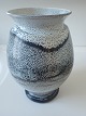 Svend Hammershøj - signeret stor vase med sort/hvid dobbeltglasur. Produceret hos Kähler.