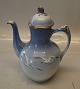 091 b Coffee pot (medium) 7.5 dl (412) B&G Seagull Porcelain with gold
