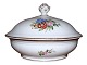 Royal CopenhagenRundt lågfad med blomsterbuketter fra ca. 1820-1850