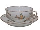 Royal Copenhagen Gul Berberis Lille chokoladekop med blomster fra 1880-1893