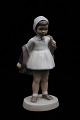 Bing & Grøndahl porcelænsfigur af pige med frakke.B&G 2387...