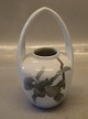 Kongelig Dansk 0650-29 Kgl. Art Nouveau Vase med hank 19 cm Maler 86 før 1923 Dekoreret med frugt