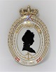 Royal Copenhagen. Silhouette platte. Prinsesse Marie. 1865-1909. Højde 12,6 cm. (1 sortering)
