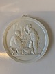 Royal Copenhagen Bisquit platte af Thorvaldsen "Alderdom og vinter" 13.5 cm.