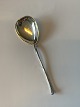 Serving spoon in SilverStamped : 3 towersLength 17.3 cm