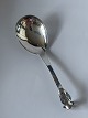 Serveringsske i SølvStemplet :3 tårne  håndsmedetProduceret: 1947Længde 20,3 cm ca