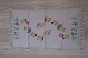 An old table cloth with the springWith the flowers of spring handmade in embroidery made of cross stichesBrings the spring inside65cm x 40cm (excl. fringes)In a good gondition