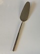 Scanline Bronze,#kagespade / ServeringsspadeDesignet af Sigvard Bernadotte.Længde  ca 24,6 cm