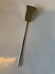 Jam shovel in silverLength approx. 17.5 cmStamped Sterling Ax.S.
